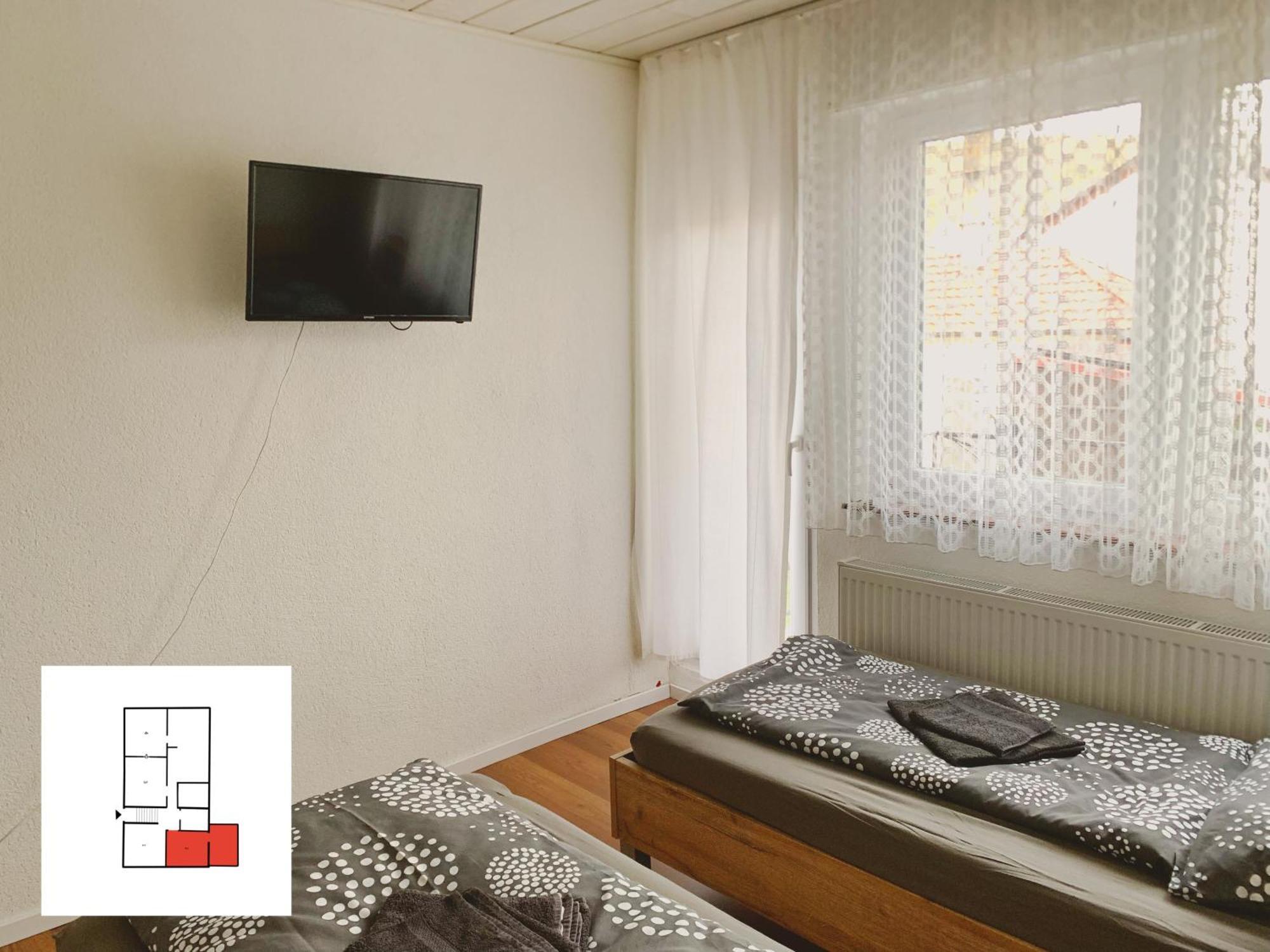 Monteurzimmer Ferienwohnung Kati Apt 1 Albstadt Exteriör bild